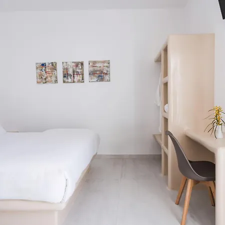 Bedspot Paros * Naousa (Paros)