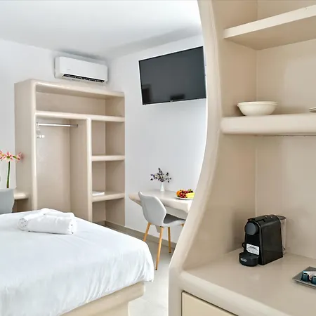 Bedspot Paros Naousa (Paros)